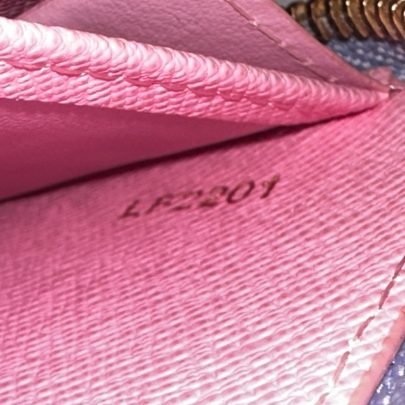 Louis Vuitton Monogram Giant Spring In The City Zippy Coin Purse Sunrise Pastel - Picture 6 of 7